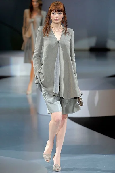 Look 11